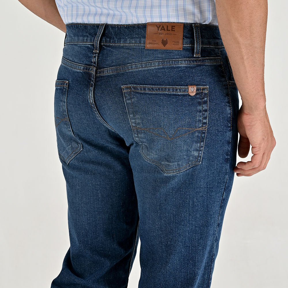 Jeans Yale Regular Fit 0506 Corte Recto