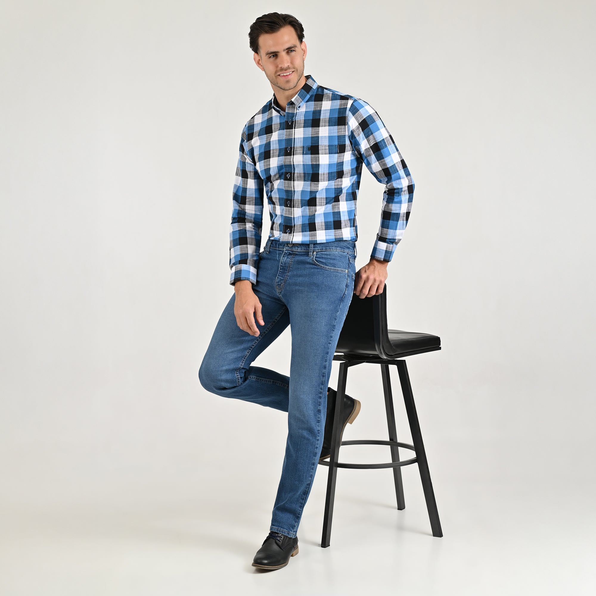 Jeans Yale Slim Fit 2384 Azul Petroleo