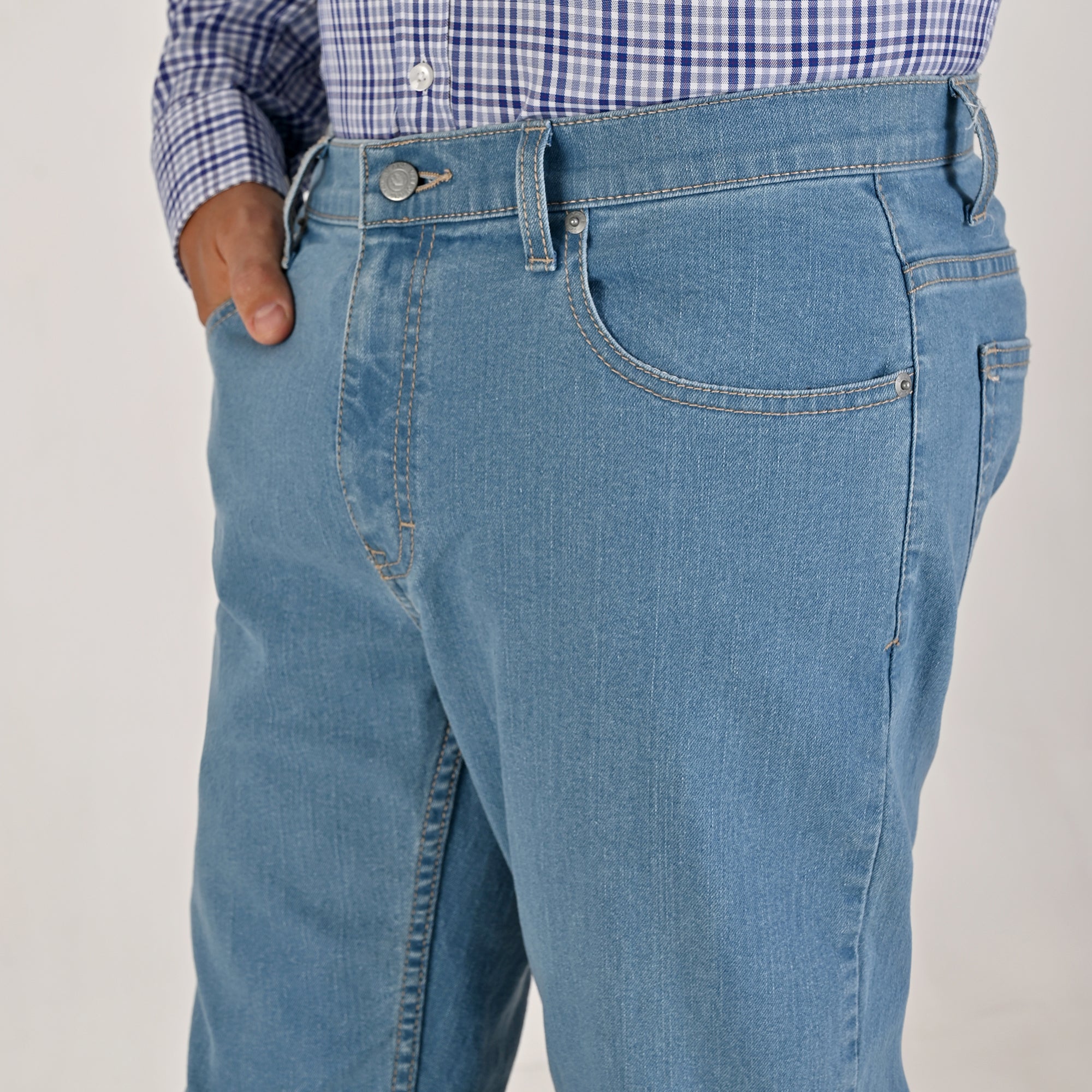 Pantalón de Mezclilla Yale Regular Fit A819 Azul Claro