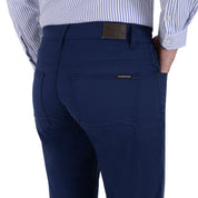 Pantalón Vaquero Yale Slim Fit Sin Pinzas 0937.