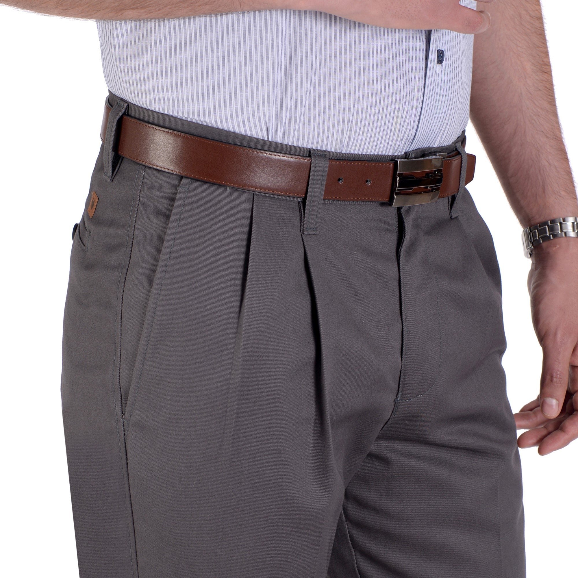 Pantalón Casual Yale Con Pinzas Regular Fit Nanotex 0726