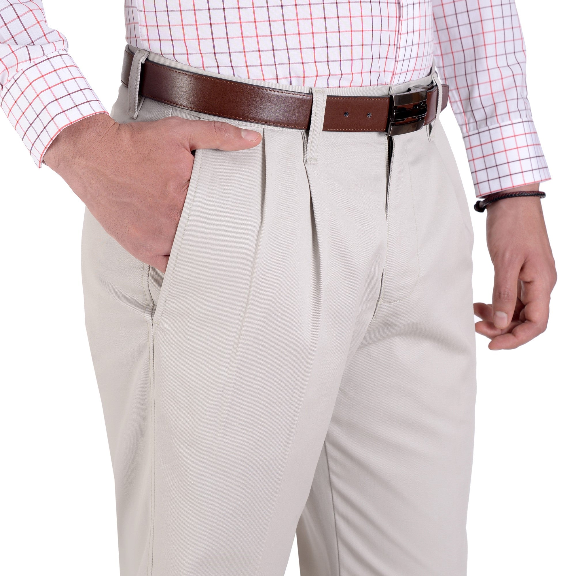 Pantalón Casual Yale Con Pinzas Regular Fit Nanotex 0726