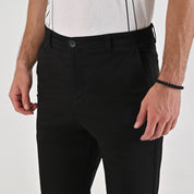 Pantalón Casual Yale Slim Fit 8245 Negro