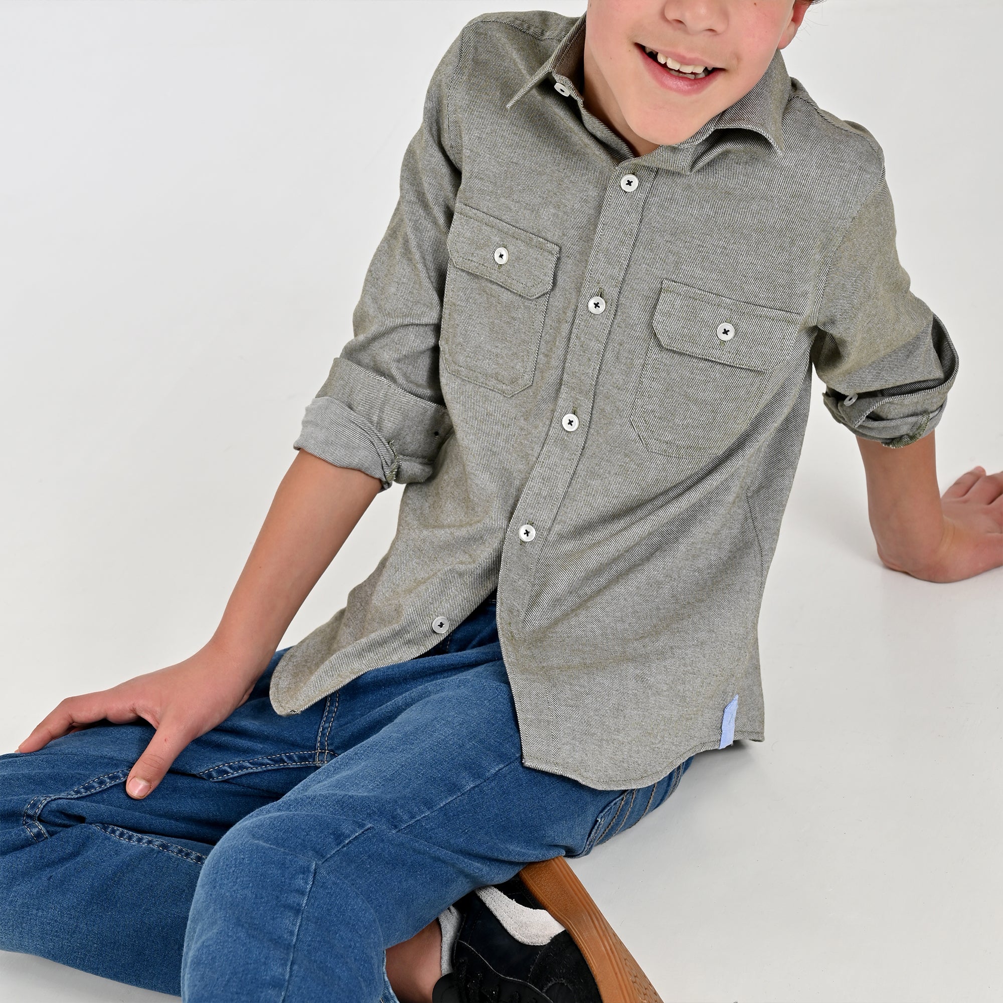 Camisa Yale Boys Manga Larga Regular Fit 8183 Verde Militar