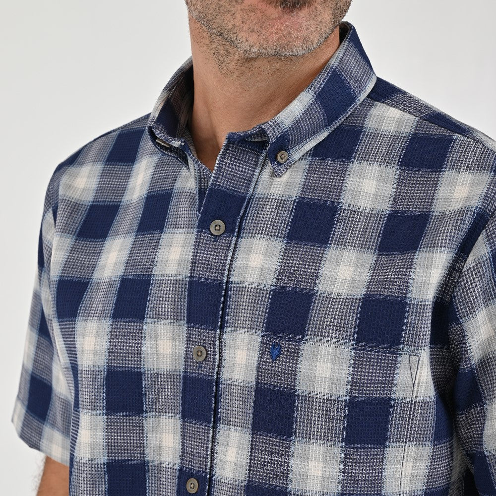 Camisa Yale Para Caballero Manga Corta Regular Fit 8046 Azul Rey