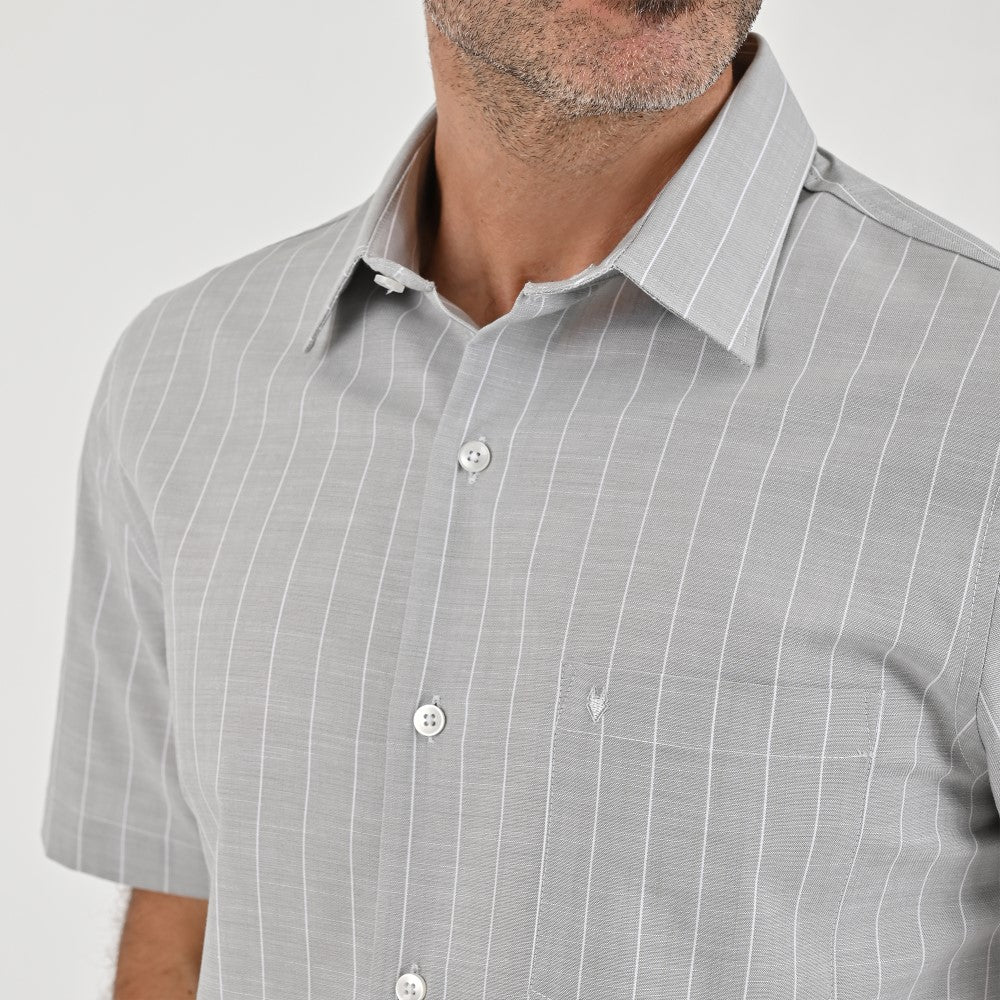 Camisa Yale Para Caballero Manga Corta Regular Fit 8205 Gris Medio