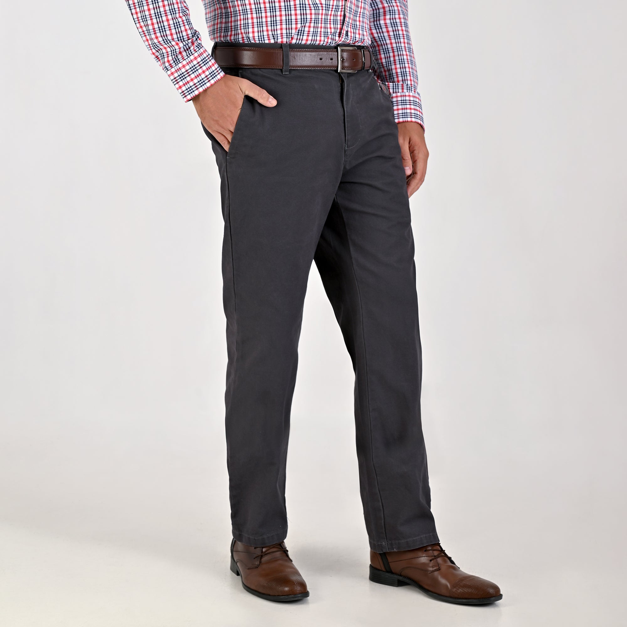 Pantalón Casual Yale Para Caballero Sin Pinzas Classic Fit 4523 Gris Oxford