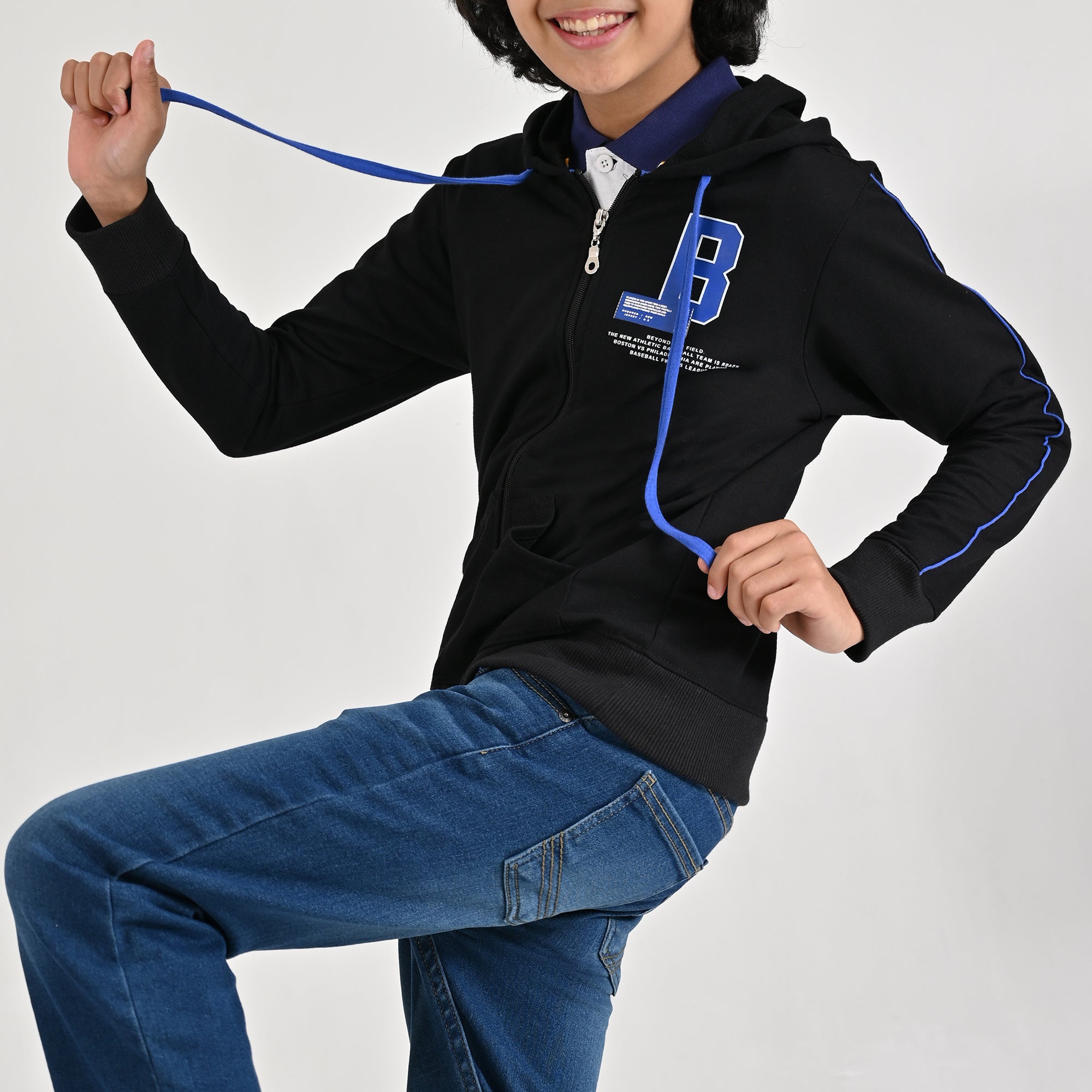 Sudadera Yale Boys Con Capucha y Cierre Fit 7085 Negro