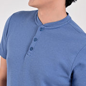 Playera Supply Slim Fit Cuello henley 6909 Azul Plumbago