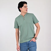 Playera Supply Slim Fit Cuello henley 6909 Verde Laurel