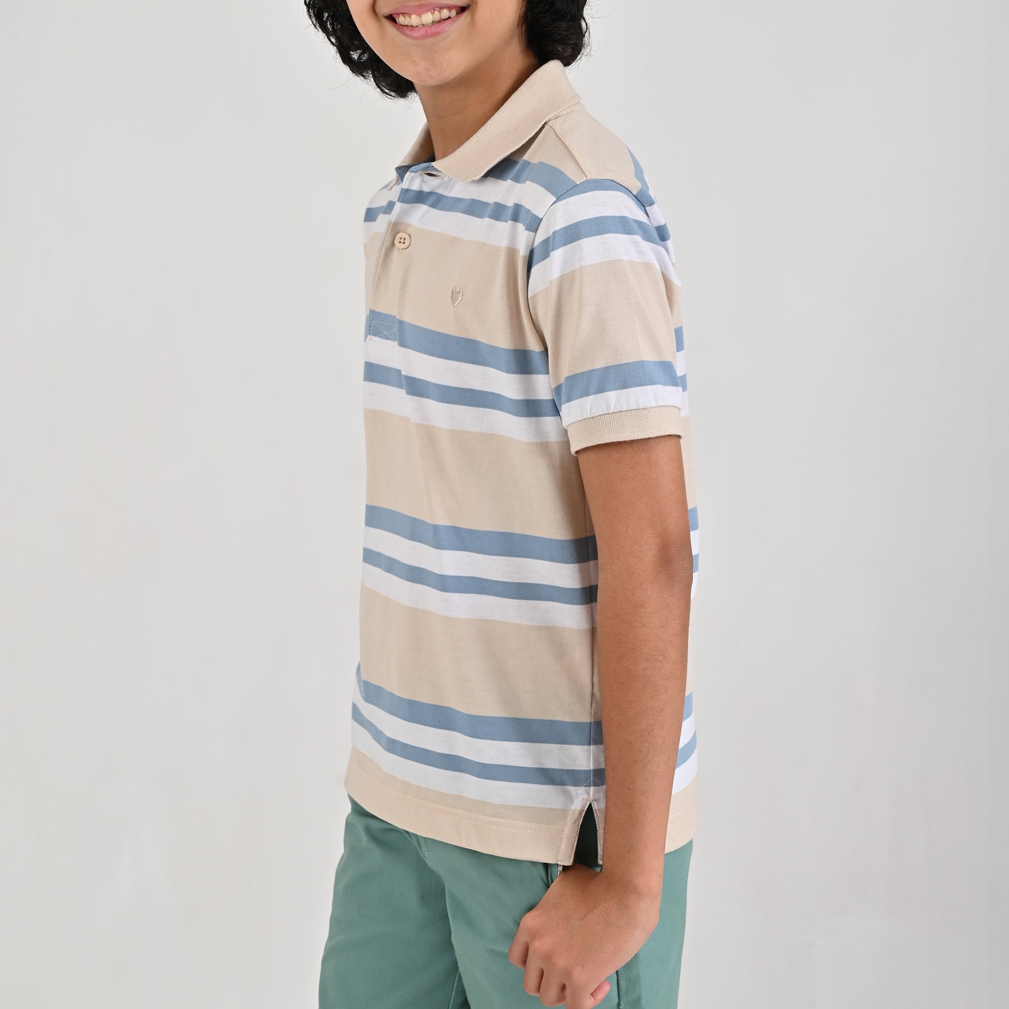 Playera Yale Boys Cuello Polo Manga Corta Fit 7395 Arena