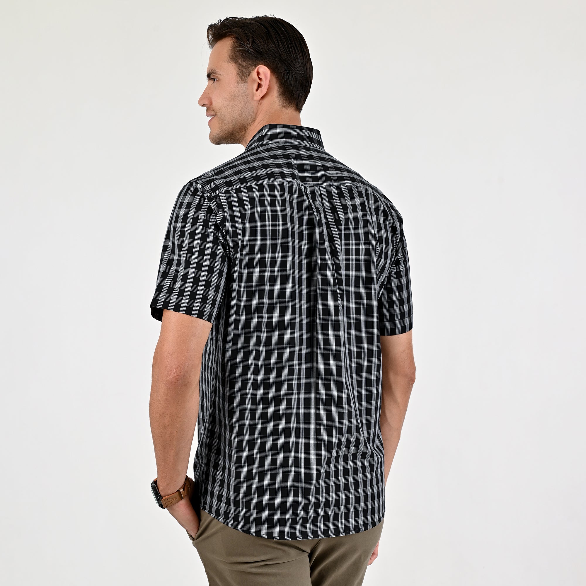 Camisa Yale Para Caballero Manga Corta Regular Fit 5512 Negro