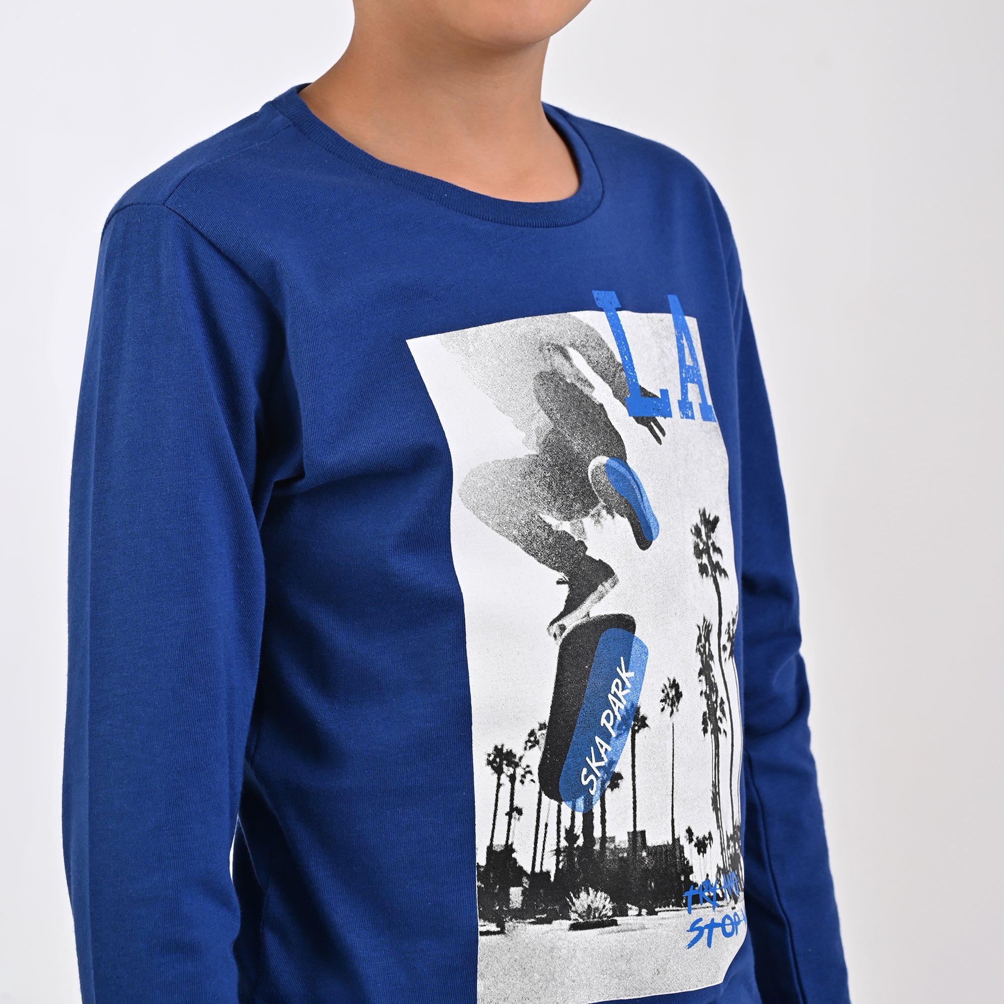 Playera Yale Boys Cuello Redondo Manga Larga Fit 6961 Marino