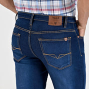 Pantalón de Mezclilla Yale Para Caballero Classic Fit 2091 Azul petróleo