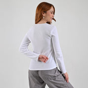 Playera Para Dama Supply Company Manga Larga Cuello Henley Slim Fit B909 Blanco