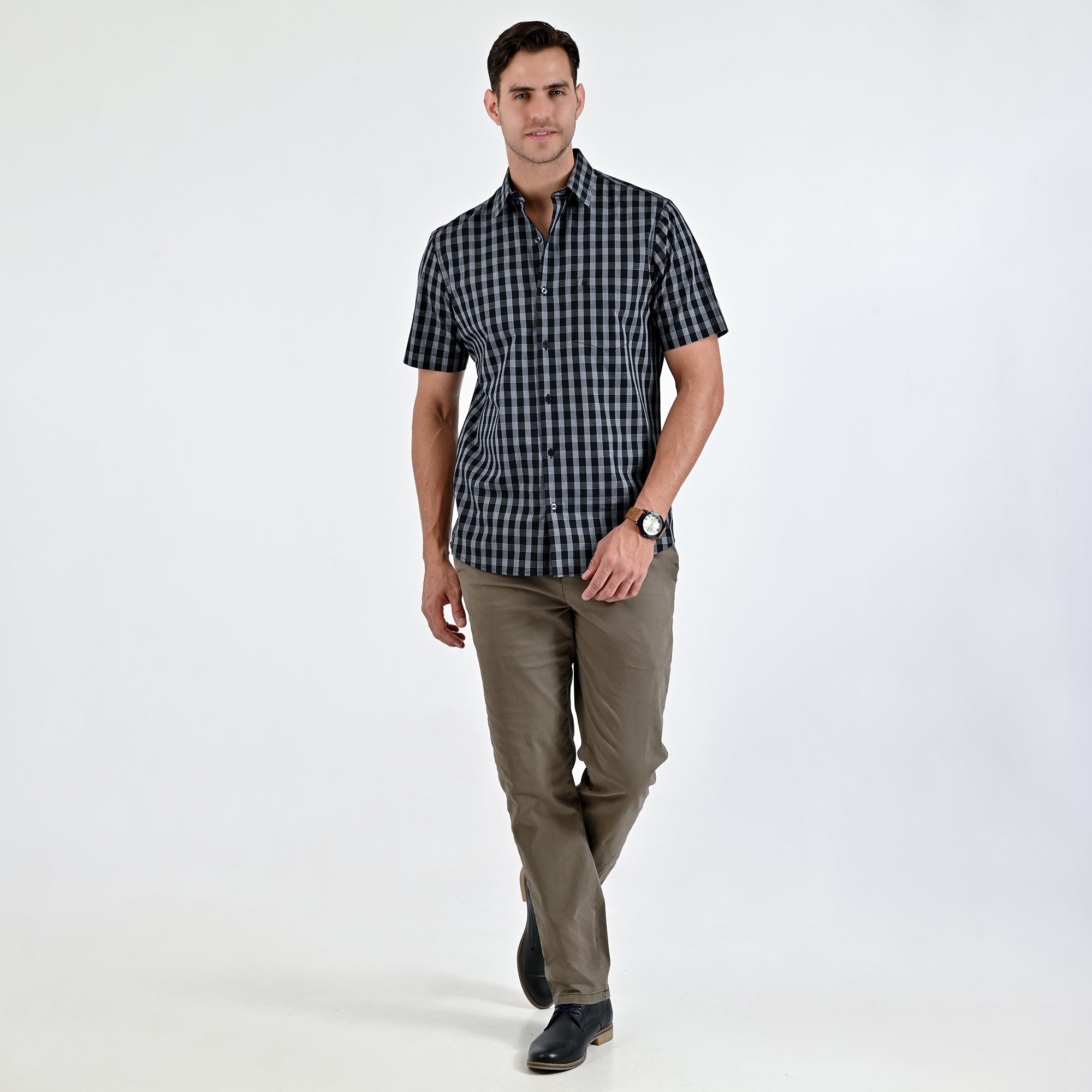 Camisa Yale Para Caballero Manga Corta Regular Fit 5512 Negro