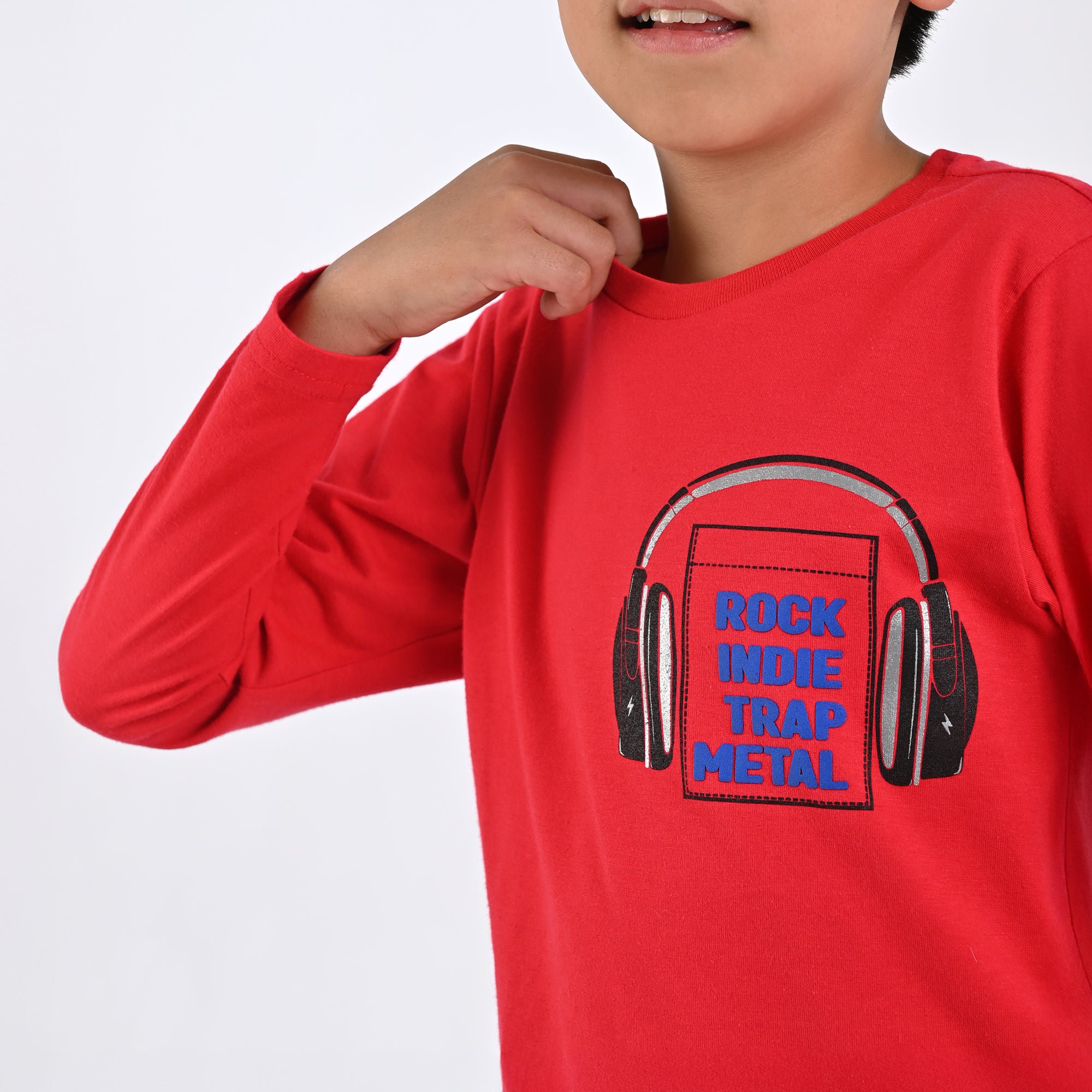 Playera Yale Boys Cuello Redondo Manga Larga Fit 6961 Rojo