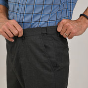 Pantalón de Vestir Yale Para Caballero Modern Cintura Ajustable Slim Fit 4733 Negro