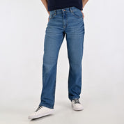 Pantalón de Caballero Mezclilla Supply Company Classic Fit 2944 Azul petróleo