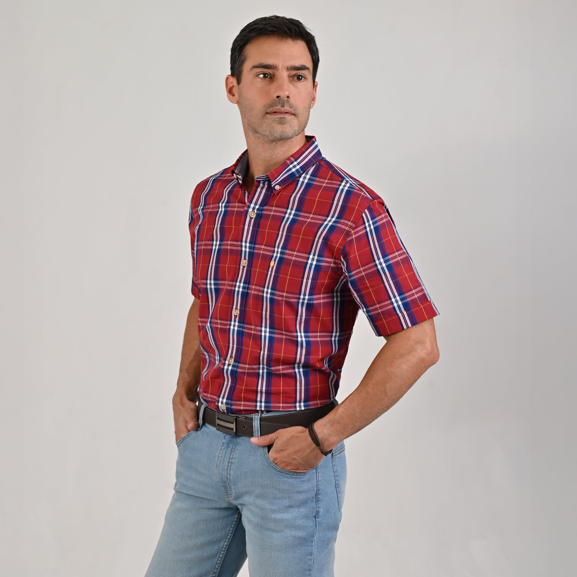 Camisa Yale Para Caballero Manga Corta Regular Fit 4654 Vino