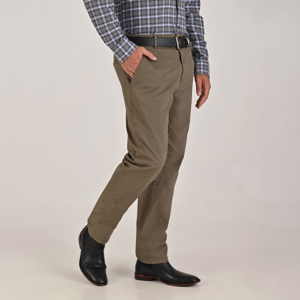 Pantalón Casual Yale Para Caballero Modern Sin Pinzas Slim Fit 5538 Verde Olivo