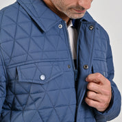 Chamarra Yale Para Caballero Capitonada Sin Capucha Regular Fit 6902 Azul Pizarra