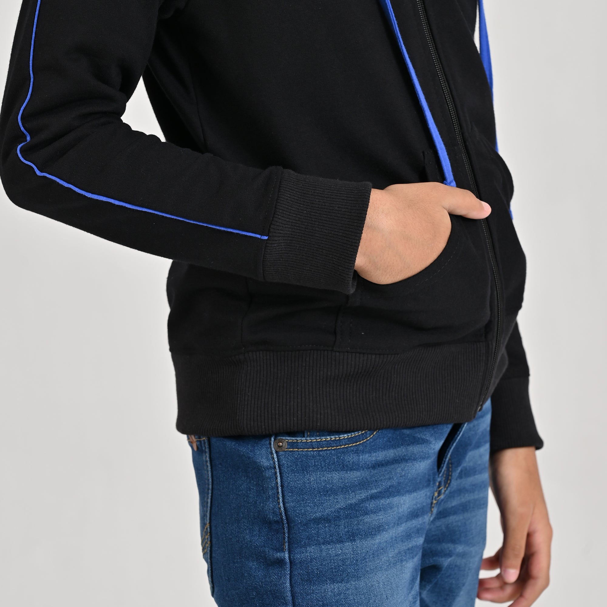 Sudadera Yale Boys Con Capucha y Cierre Fit 7085 Negro