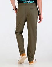 Pantalón de Caballero Jogger Supply Company Slim Fit A444 Verde Botella