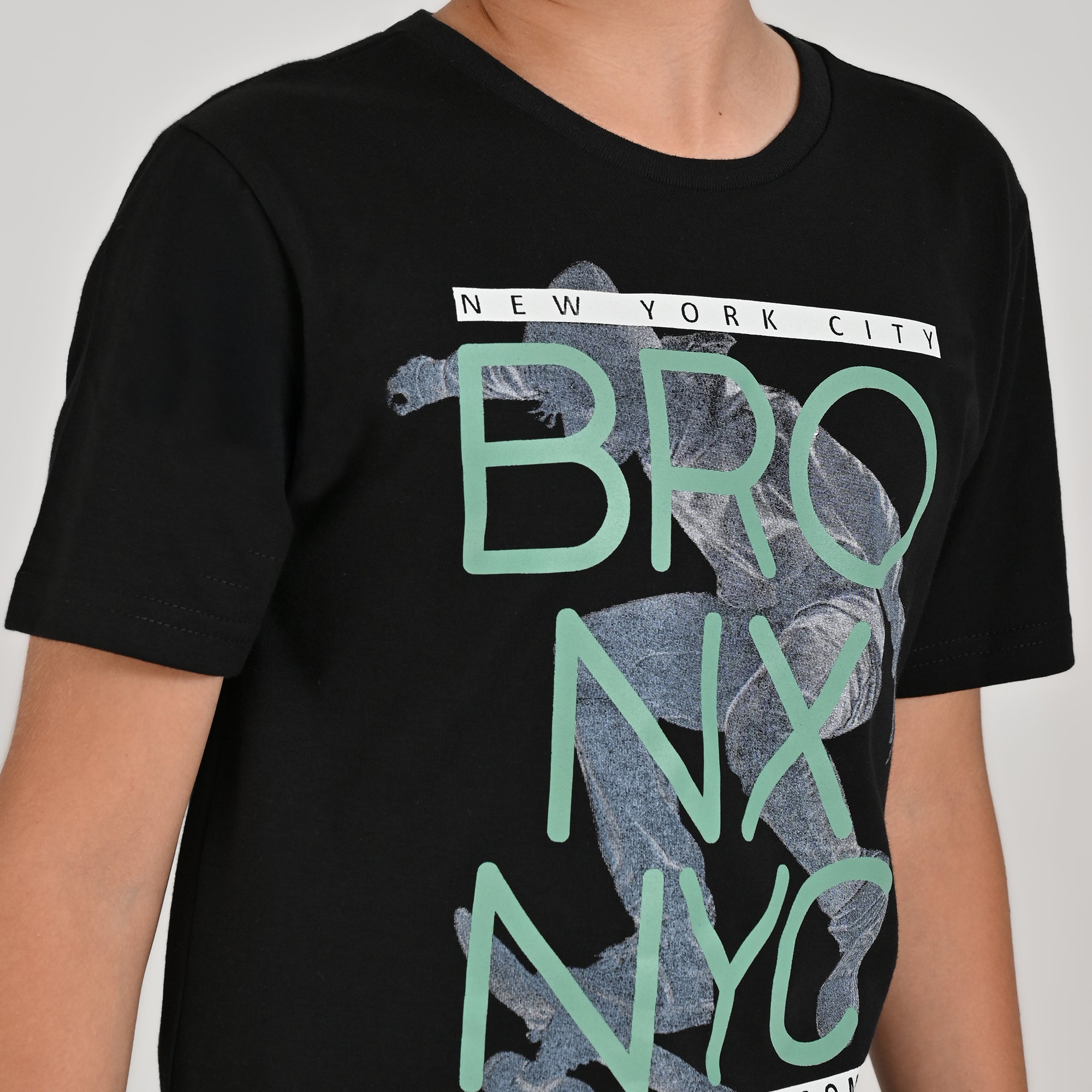 Playera Yale Boys Cuello Redondo Manga Corta Fit 6961 Negro